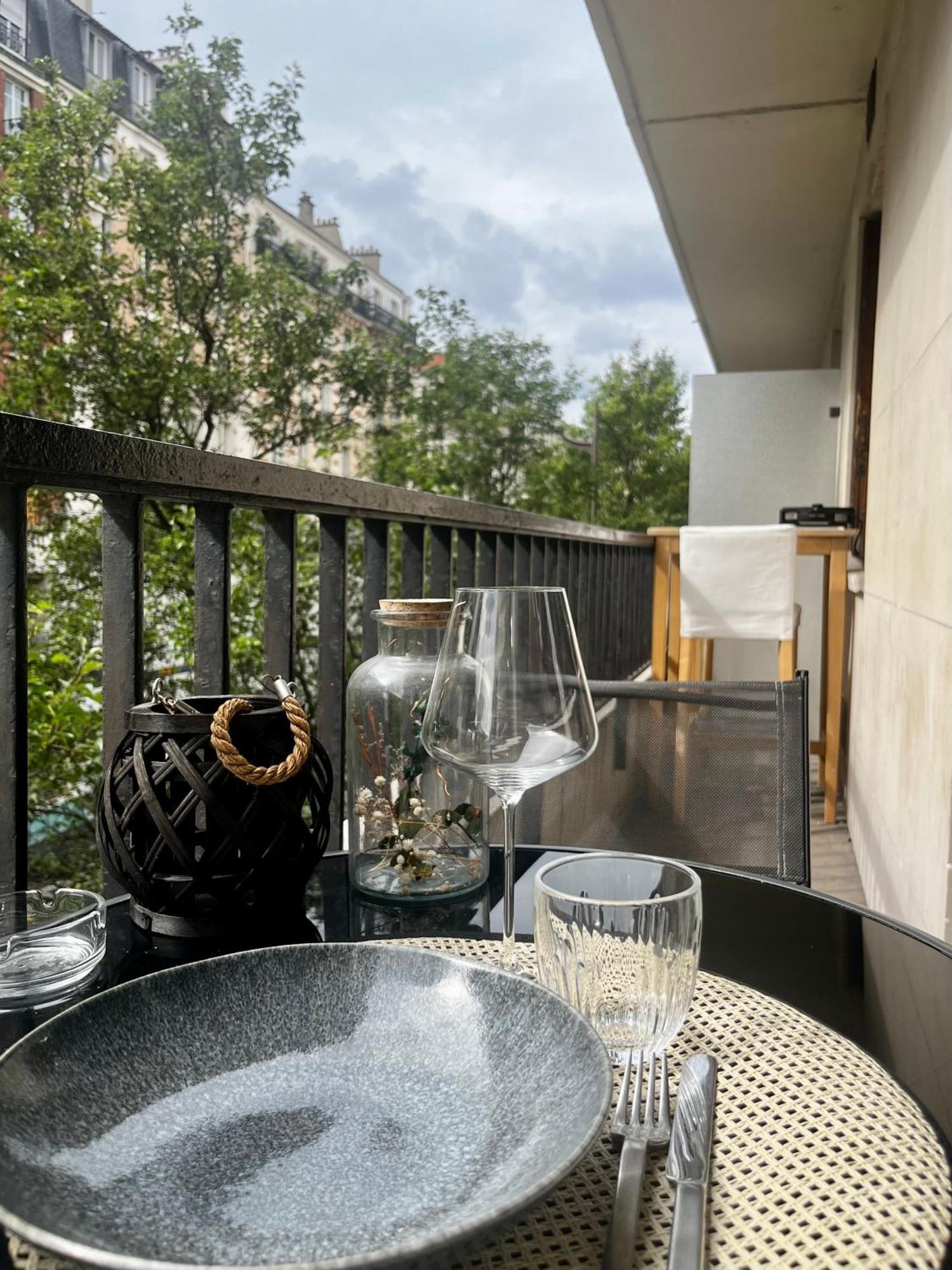 Appartement Lumineux Au Coeur De Paris Exterior photo